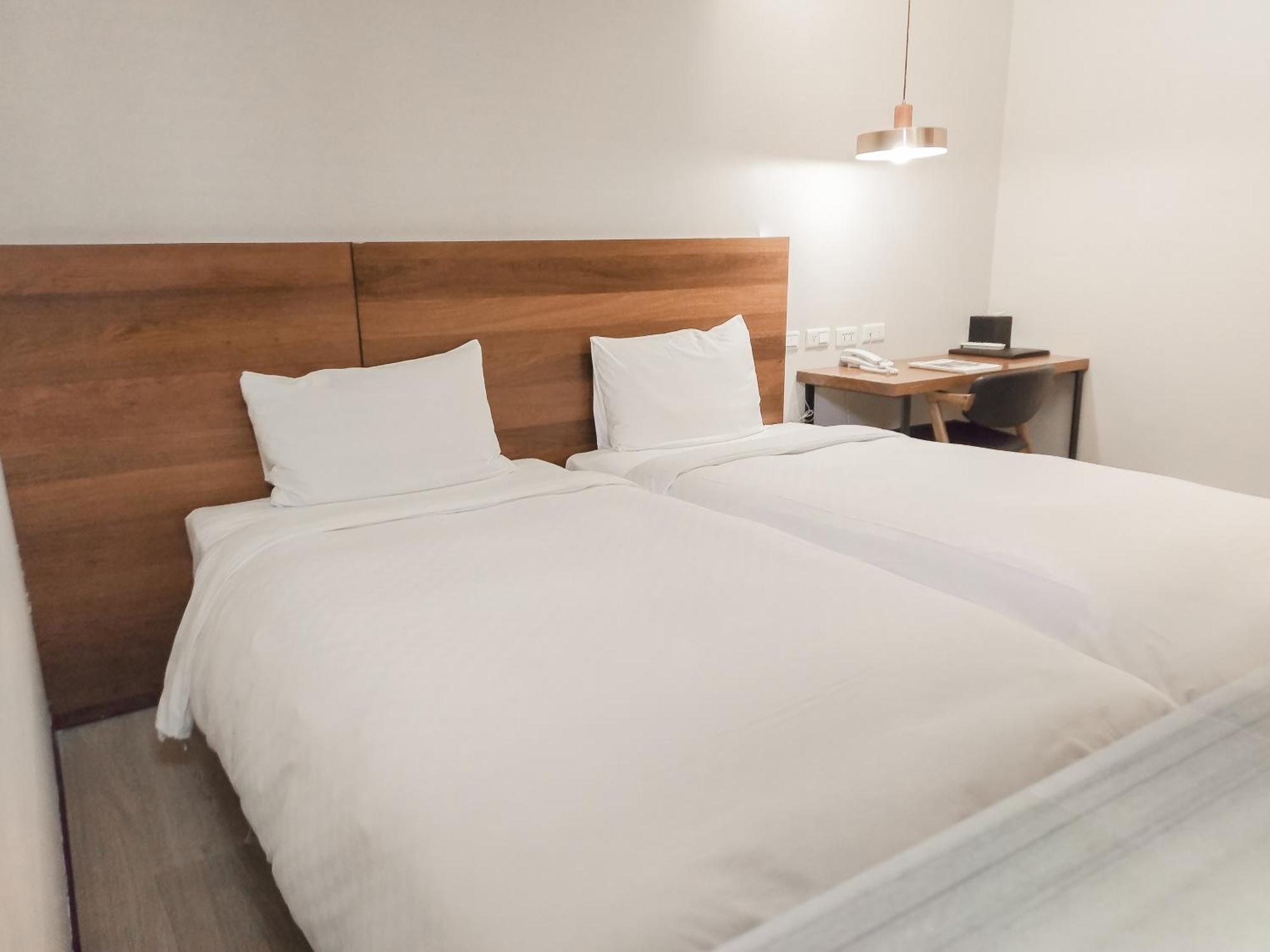 Check Inn Express Taipei Station Екстериор снимка