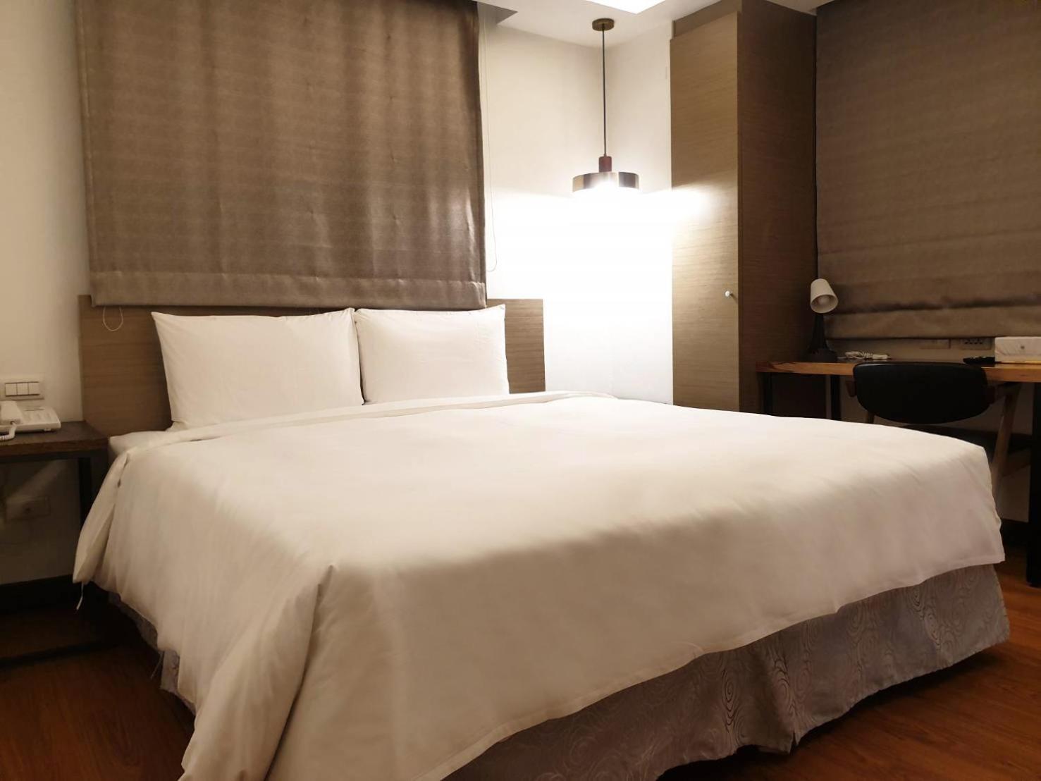 Check Inn Express Taipei Station Екстериор снимка